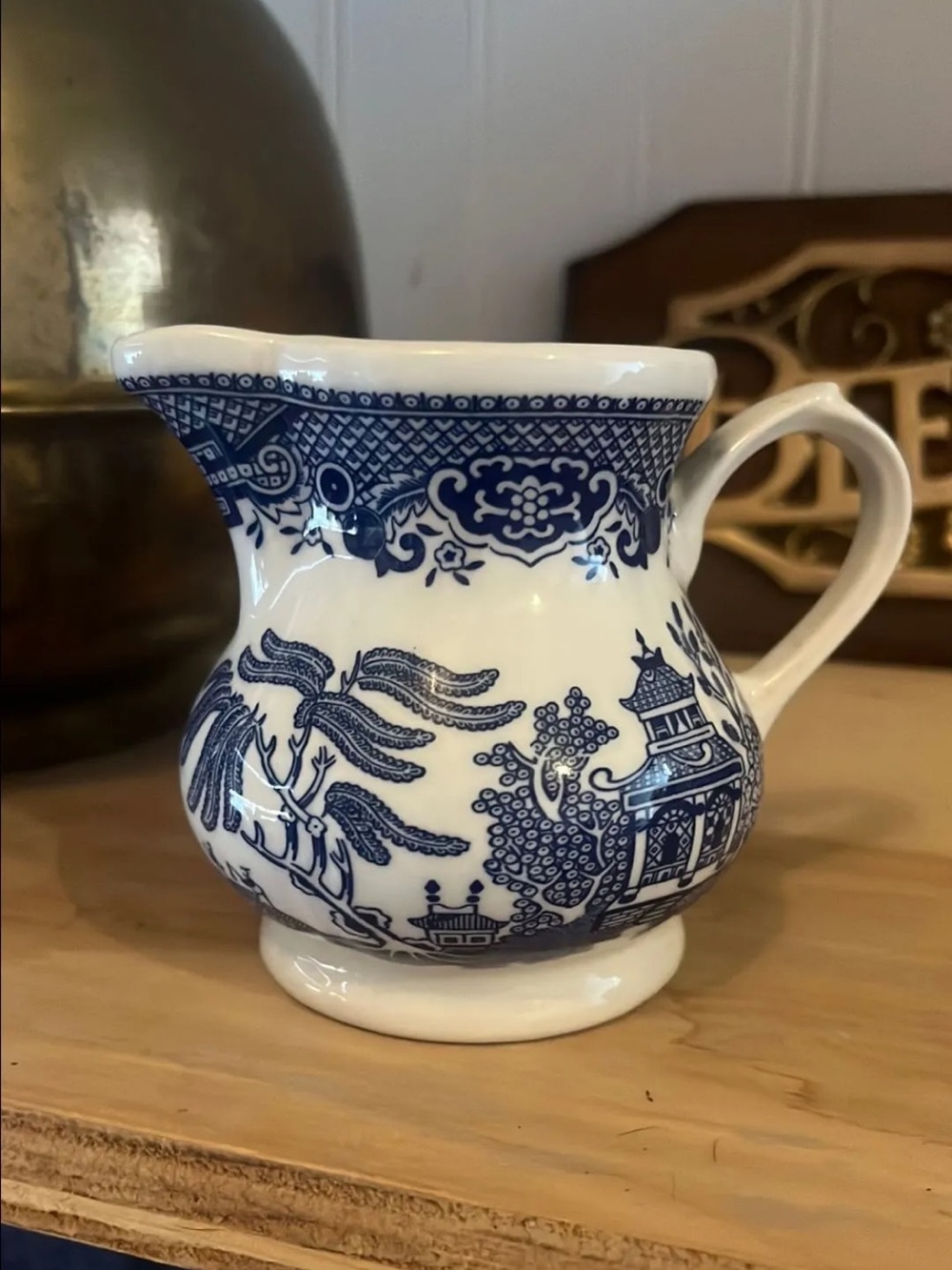 Antique Vintage Blue & White Willow Churchill Staffordshire England Ironstone